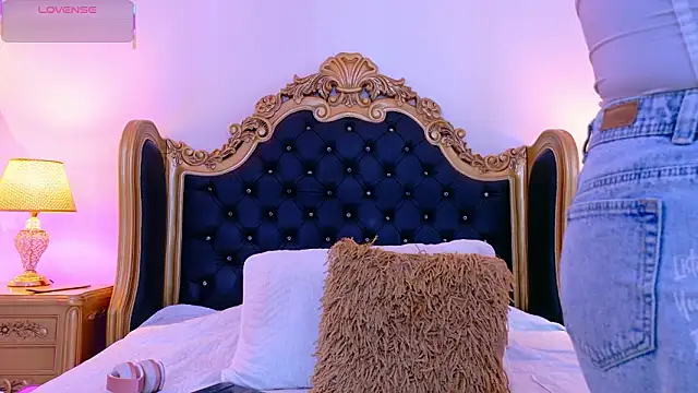 AdelinaVans online show from 02-05-26, 11:37