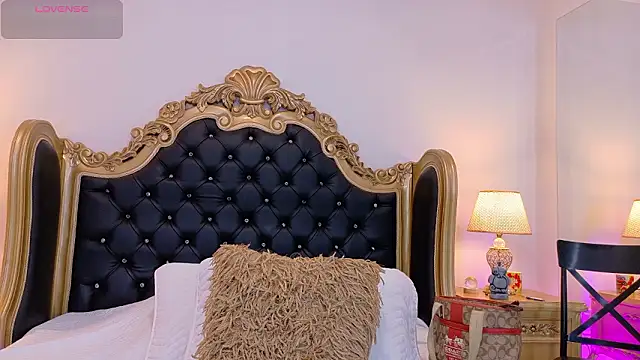 AdelinaVans online show from 03-16-26, 11:36