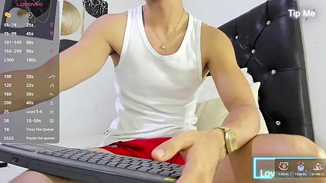 Snapshot of Sebastian-Dash chatting on 10-16-25, 12:00 Sebastian-Dash online show from 10-16-25, 12:00