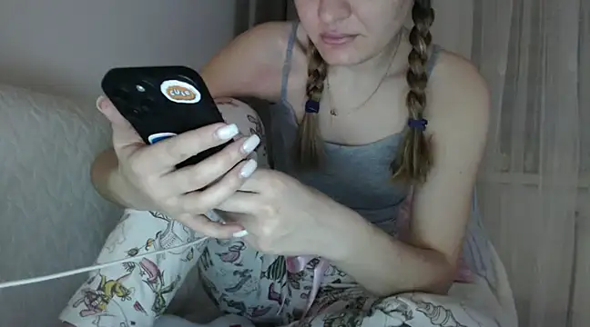  JustmeHere  online show from 01-28-25, 04:39