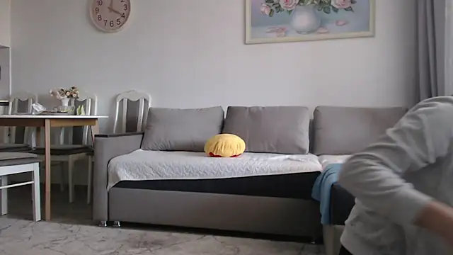 Snapshot of _JustmeHere_ chatting on 03-04-26, 10:10 JustmeHere online show from 03-04-26, 10:10