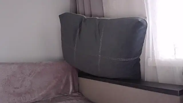 Snapshot of _JustmeHere_ chatting on 03-19-26, 06:17 JustmeHere online show from 03-19-26, 06:17