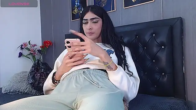 Evelynn sex  online show from 02-10-25, 04:47