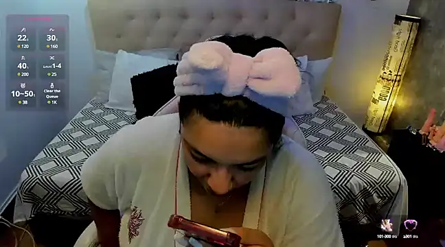 Snapshot of Daring__natasha_ chatting on 12-31-24, 03:23 Daring natasha online show from 12-31-24, 03:23