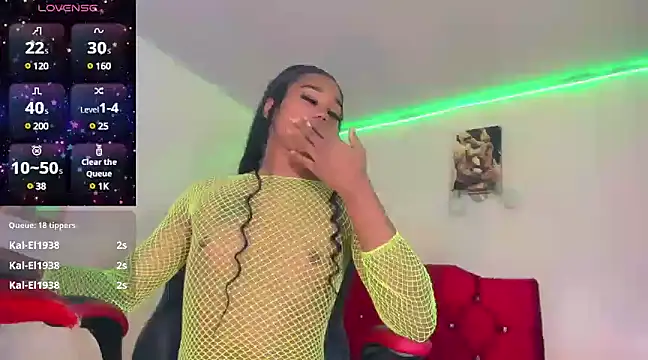 Snapshot of naomy__xx chatting on 02-04-25, 04:37 naomy xx online show from 02-04-25, 04:37