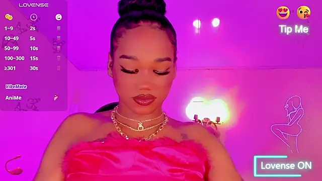 Snapshot of naomy__xx chatting on 02-13-26, 11:23 naomy xx online show from 02-13-26, 11:23