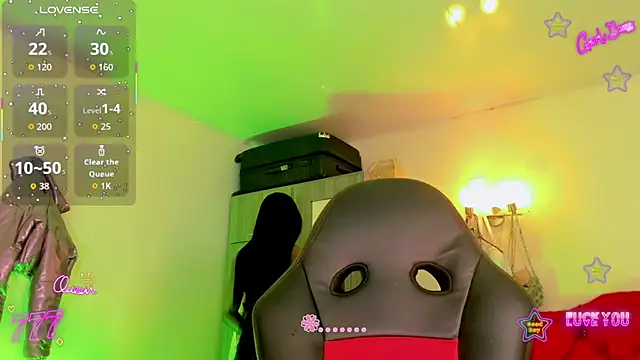 Snapshot of naomy__xx chatting on 03-27-26, 03:01 naomy xx online show from 03-27-26, 03:01