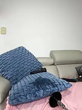 jamilaross online show from 02-15-25, 04:47