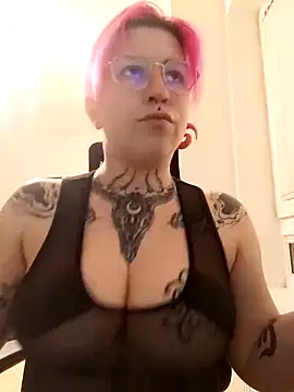 divine eve online show from 03-03-25, 09:26