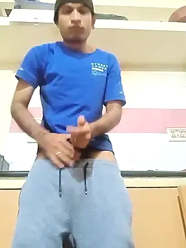 Snapshot of cuckhair chatting on 01-29-25, 04:47 cuckhair online show from 01-29-25, 04:47