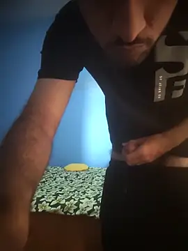 Snapshot of cuckhair chatting on 11-13-25, 05:06 cuckhair online show from 11-13-25, 05:06