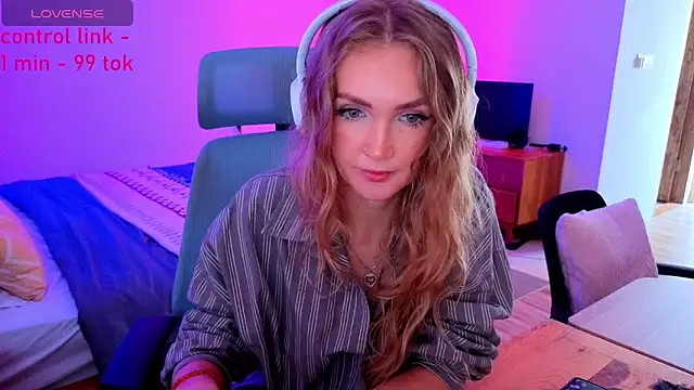 PrincessVS online show from 10-19-25, 05:19