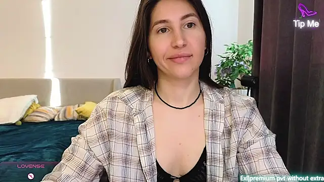 marrycolins online show from 02-26-26, 02:43