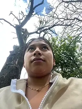 LinnaGardenia online show from 12-01-24, 05:13