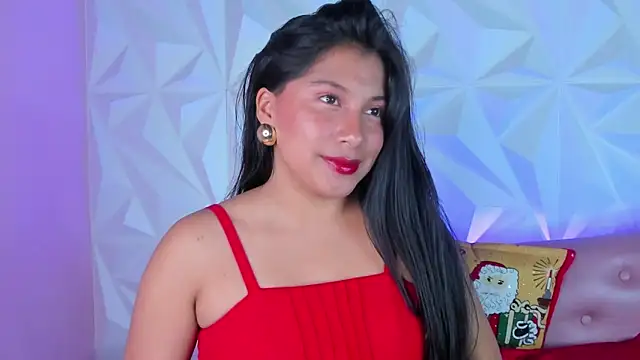 LinnaGardenia online show from 12-25-24, 06:41