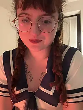 Snapshot of _foxygirl_ chatting on 02-18-25, 05:53 foxygirl online show from 02-18-25, 05:53