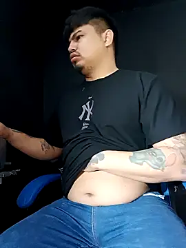 Snapshot of DickMasterfindom chatting on 02-12-26, 05:57 DickMasterfindom online show from 02-12-26, 05:57