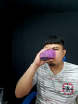 Snapshot of DickMasterfindom chatting on 03-14-26, 09:31 DickMasterfindom online show from 03-14-26, 09:31