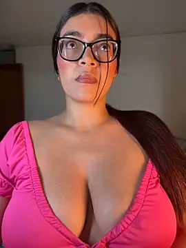 Snapshot of kathii95 chatting on 05-18-26, 01:35 kathii95 online show from 05-18-26, 01:35