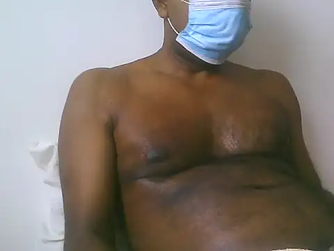 chocodk01 online show from 12-17-25, 08:20