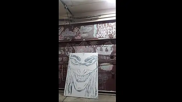 Snapshot of Cloud_Master9 chatting on 09-16-25, 08:26 Cloud Master9 online show from 09-16-25, 08:26