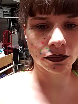 Snapshot of Cloud_Master9 chatting on 09-25-25, 04:11 Cloud Master9 online show from 09-25-25, 04:11