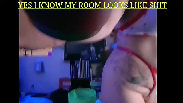 Snapshot of Cloud_Master9 chatting on 10-06-25, 05:16 Cloud Master9 online show from 10-06-25, 05:16