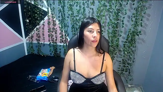 Alanna atm  online show from 12-02-24, 09:17