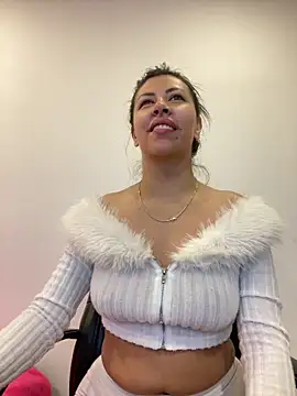 Alanna atm  online show from 03-06-26, 08:33