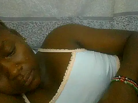 pretty nanah online show from 10-15-25, 12:11