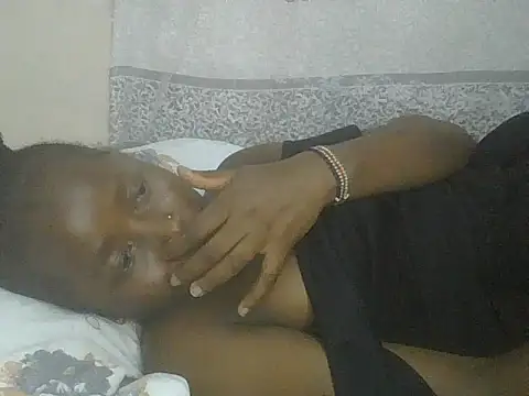 pretty nanah online show from 11-12-25, 08:30