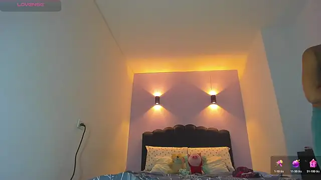 Sofia Clauss  online show from 02-26-26, 04:11