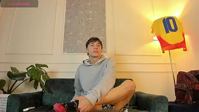 AlessandroDybala online show from 03-14-25, 03:58