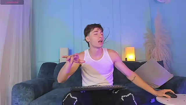 AlessandroDybala online show from 11-29-25, 12:41