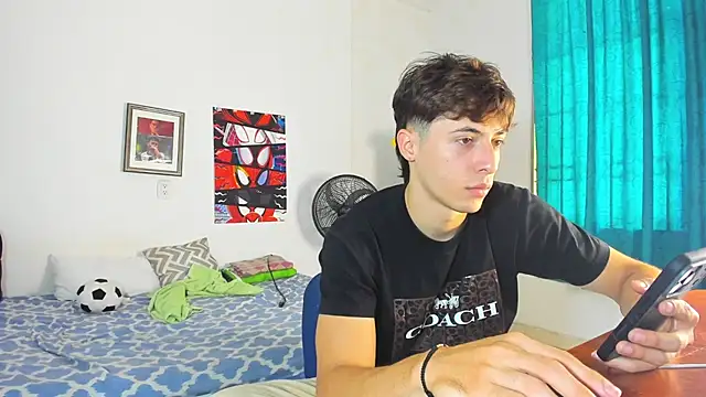 AlessandroDybala online show from 06-11-26, 02:04
