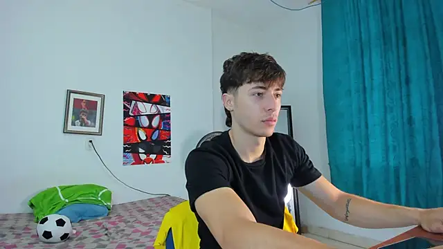 AlessandroDybala online show from 06-16-26, 12:41
