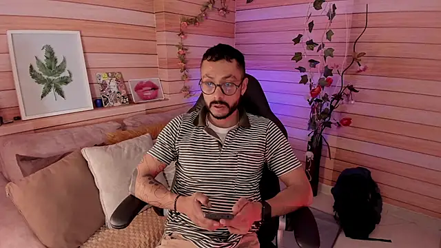 Tom cooper  online show from 03-03-25, 12:58