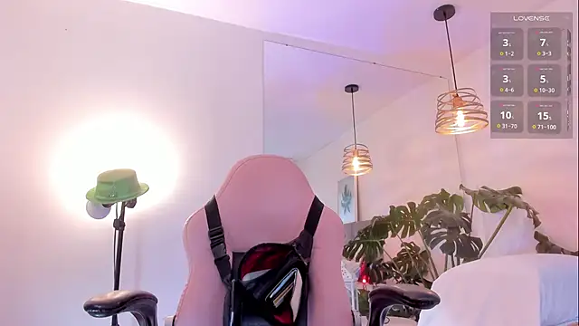 Tom cooper  online show from 11-13-25, 12:15