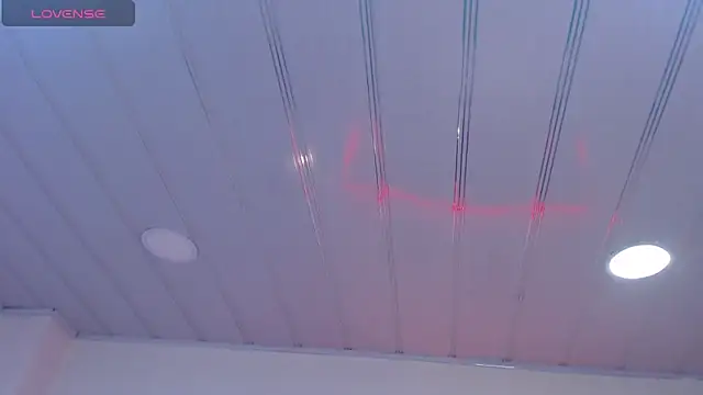 Snapshot of candy_lux_ chatting on 02-15-26, 02:36 candy lux online show from 02-15-26, 02:36