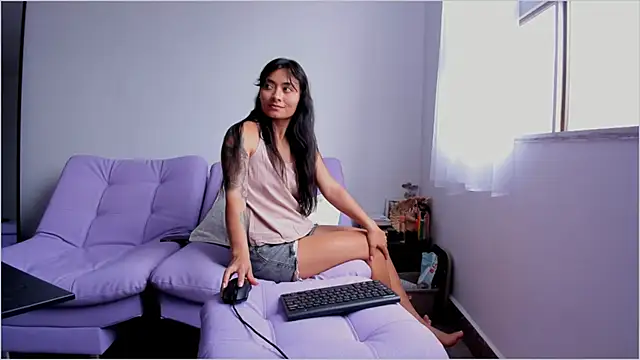 Lauren A online show from 09-12-25, 07:36