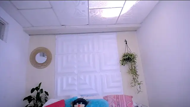 Snapshot of nataly_red chatting on 06-20-26, 08:11 nataly red online show from 06-20-26, 08:11
