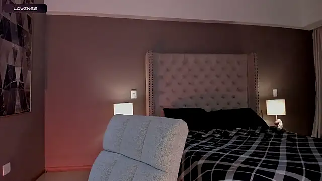 vangie  online show from 10-05-25, 12:31