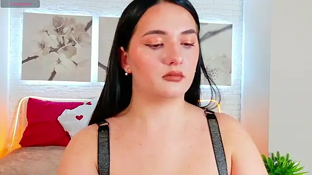 Snapshot of Grand_Vita chatting on 03-19-26, 02:43 Grand Vita online show from 03-19-26, 02:43