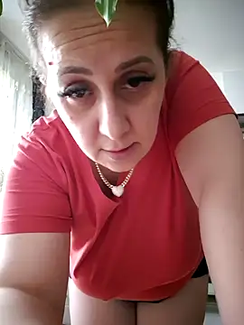 AvaLloyd online show from 02-09-25, 08:22