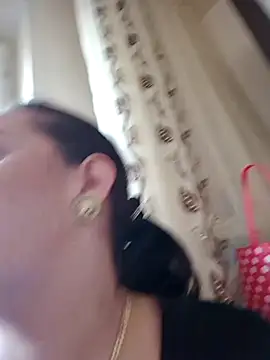 AvaLloyd online show from 03-05-25, 12:22