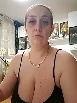 AvaLloyd online show from 03-16-25, 04:45