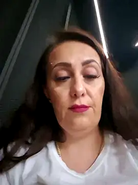 AvaLloyd online show from 03-17-25, 06:51