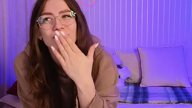 Ester Hill online show from 01-20-25, 12:15