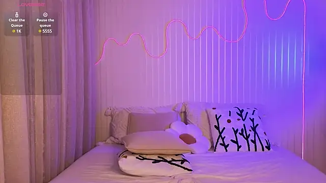 Ester Hill online show from 01-23-25, 11:47