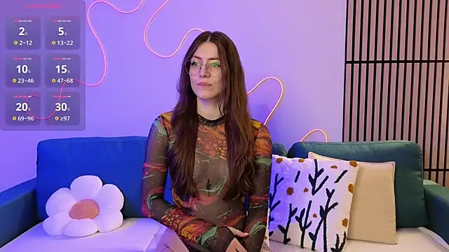 Ester Hill online show from 03-08-25, 12:44